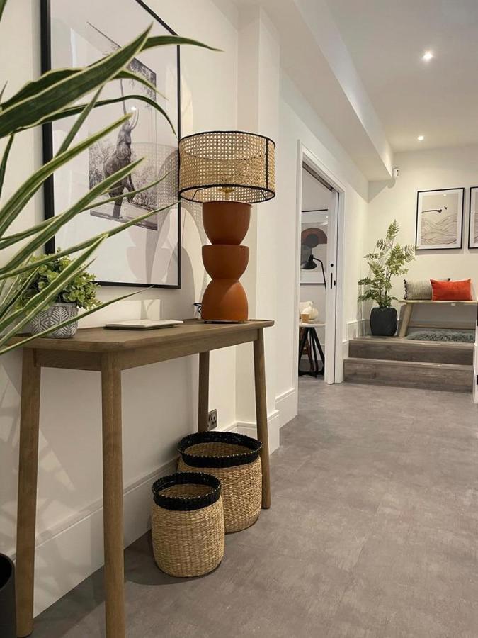 Brand New 3-Bedroom Home In London Londres Exterior foto
